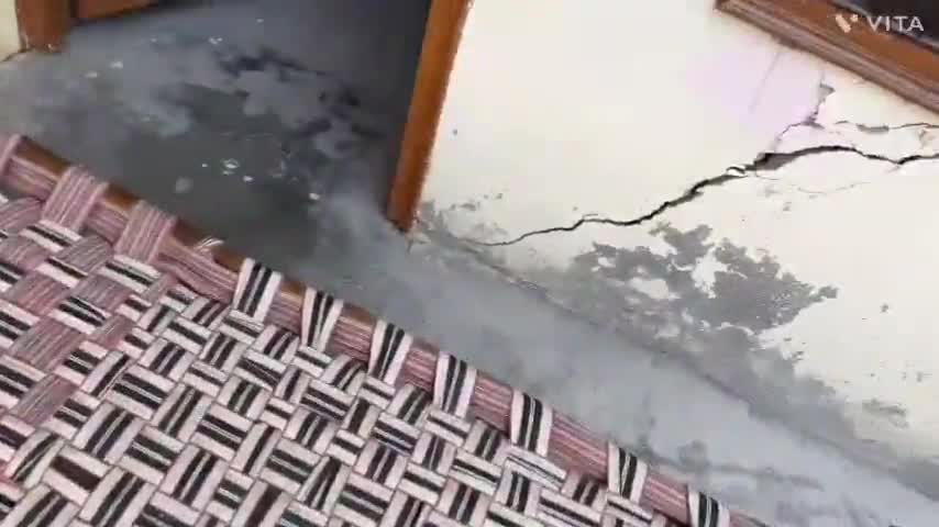 साहा: गांव केसरी में बन रहा नाला ग्रामीणों के लिए बना मुसीबत, लोग बोले किसी भी समय बरसात आई तो ढह जाएंगे घर