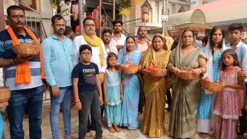 बड़हिया: नवनिर्वाचित जिला परिषद अध्यक्ष अंशु कुमारी बड़हिया पहुंची, विकास के प्रति अपनी प्रतिबद्धता दोहराई