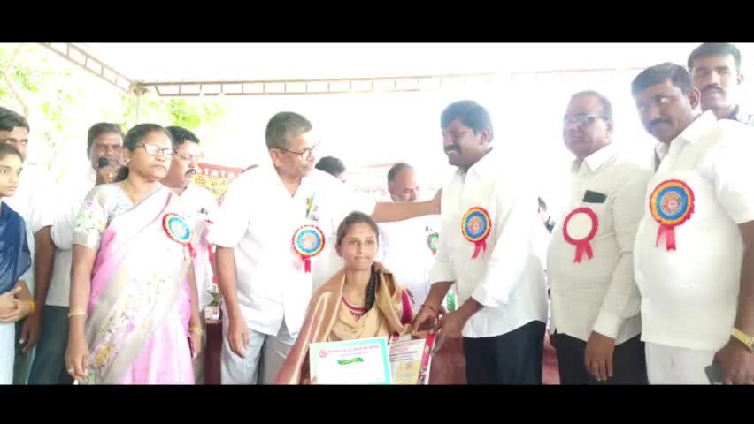 కట్టంగూర్: ప్రభుత్వ పాఠశాలలోనే నాణ్యమైన విద్య అందుతుంది: కట్టంగూరులో ఎమ్మెల్యే  వేముల వీరేశం, MLC నర్సిరెడ్డి