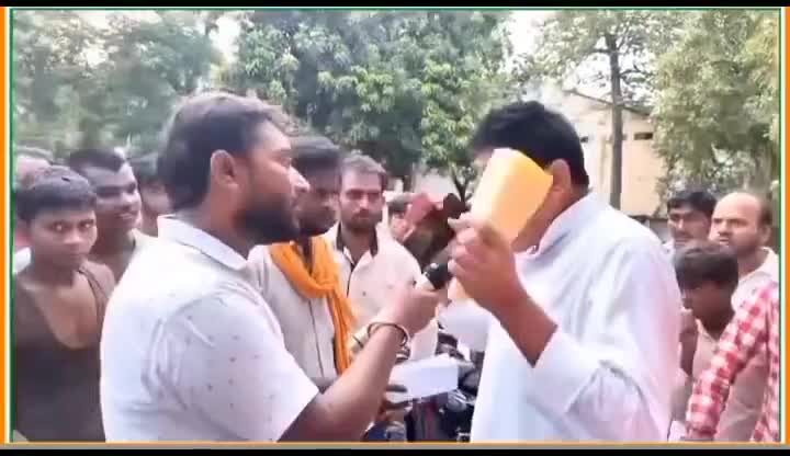 यही सब ससुरा सबके चलते हमारे समाज के बहन बेटियां पढ़ाई से वंचित रह जाती हैं। इस सब पर कानुनी करवाई सक्त जरूरत है।