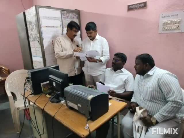 భూత్పూర్: భూత్పూర్ మండల పరిధిలోని ఎంపీడీవో కార్యాలయంలో ప్రజా పాలన దరఖాస్తులను పరిశీలించాలన ఎంపీపీ రాజశేఖర్ రెడ్డి