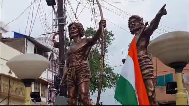 অন্ডাল: হুল দিবস উপলক্ষে জামরিয়া আদিবাসী কমিটির তরফে বিশাল মিছিল