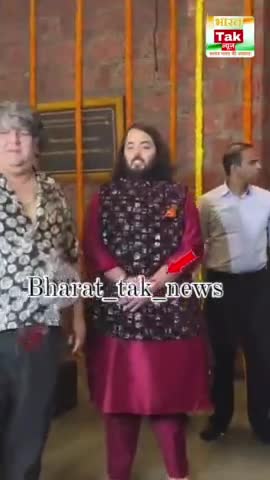 Anant Ambani Luxury Watch Worth 6.91Cr 

#ambani #anantambani #outfit #watch #ambaniwedding