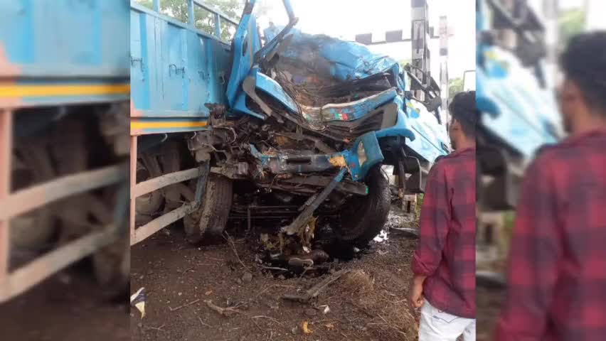 जामा थाना क्षेत्र में ट्रेलर की चपेट में आने से बाइक सवार एक की मौ"त,दो बाइक सवार एवं ट्रेलर चालक गंभीर रूप से घायल
