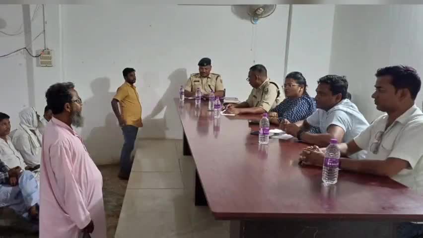 बैसा: मोहर्रम पर्व पर विधि-व्यवस्था बनाए रखने एसडीओ ने निर्देश दिया