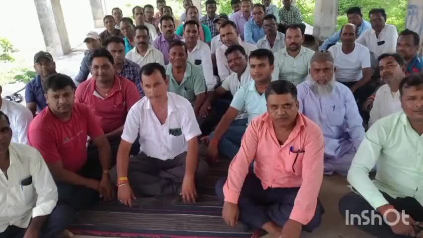करौं: करौं हटिया परिसर में प्रखंड सहायक अध्यापक संघ की बैठक हुई आयोजित, लिए गए कई निर्णय