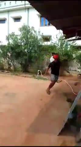 Ghar me chaku leke Marne ki koshish mastram yadaw katkona ar shathi.