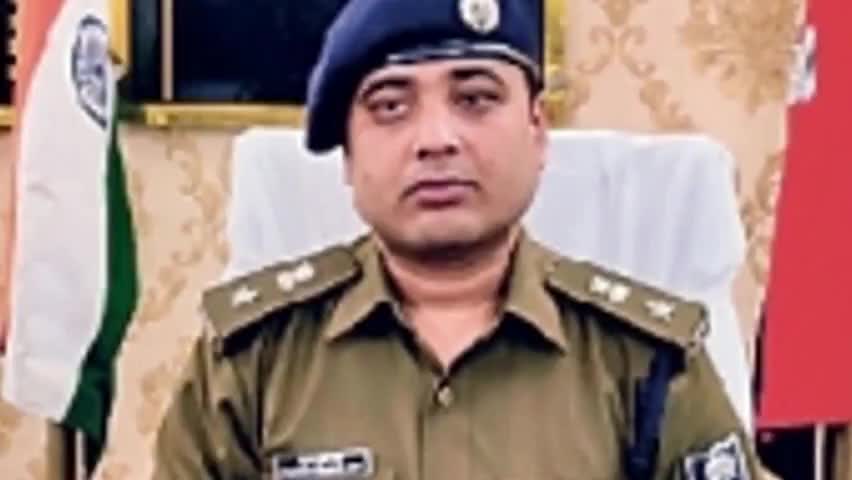 रंगरा चौक: नवगछिया एसपी को आवेदन देकर जान माल की सुरक्षा की गुहार