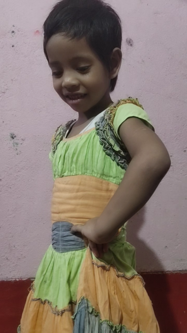 CUTE BABY GIRAL SONG PLEASE LIKE FOLLOW ❤