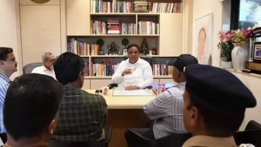 आमदार आशीष शेलार यांच्या बांद्रा पश्चिम येथील कार्यालयात बैठक संपन्न