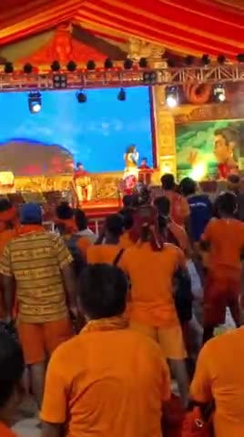 शुरू हुआ सावन का महीन, कांवरियों की लगने लगी भीड़।