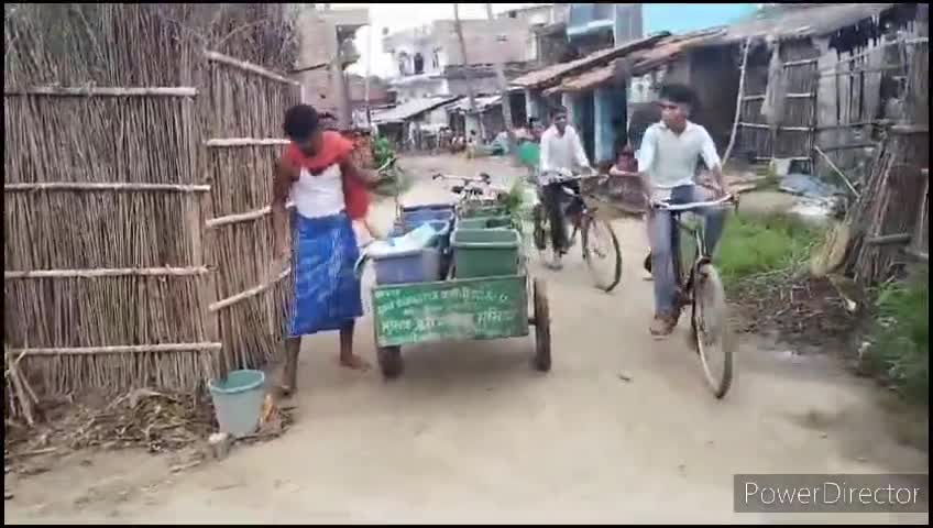 बिथान: कराची गांव में स्वतंत्रता दिवस को लेकर चलाया गया स्वच्छता अभियान पंचायत सचिव ने किया निरीक्षण