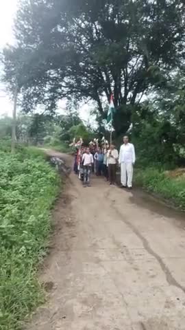 78 व स्वतंत्रता दिवस ग्राम पंचायत अमरगढ में सभी छात्र छात्राओं के बीच में मनाया गया सभी ग्राम वासी भाजपा कार्यकर्ता मौजू