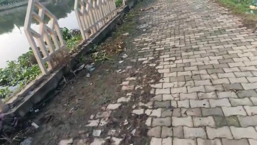 varuna nadi hukulganj Varanasi khasi ha bhai Dhyan dijiye aap log