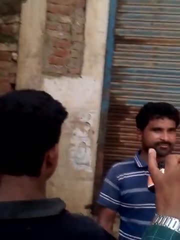 motar cycle chori ho jane par media ka help le rahe hai