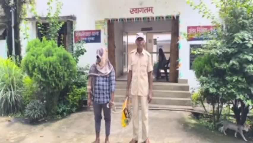 जिले के शिकारीपाड़ा थाना क्षेत्र में मानवता को शर्मसार करने वाली एक घटना घटी है. दिव्याग लडकी के साथ रेप।