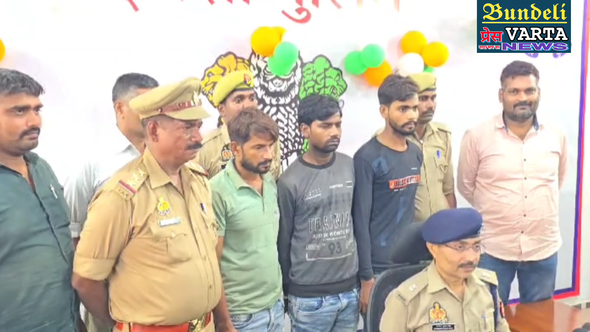 झांसी। 3 अंतर्राजीय बदमाश चढ़े पुलिस के हत्थे। झांसी पुलिस को मिली बड़ी कामयाबी। #news #jhansinews