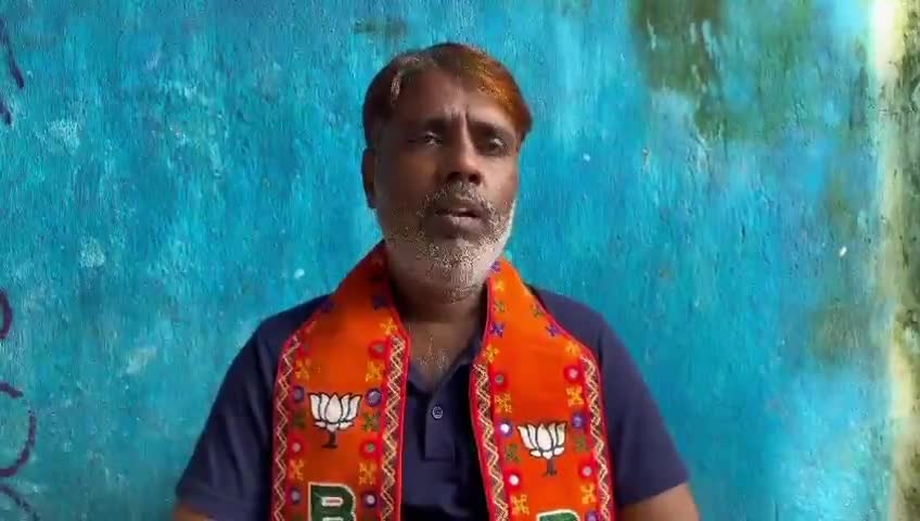 #हेमंत सरकार की #कुव्यवस्था ने नौजवानों की #जान ले ली। मृतक के परिजनों को मुख्यमंत्री हेमंत सोरेन जी 20 - 20 लाख रुपए मुआवजा दे या पीड़ित परिवारों को सरकारी नौकरी उपलब्ध कराएं।