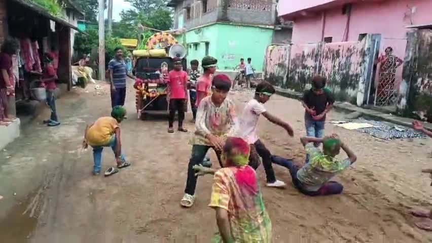 ଡୁଙ୍ଗୁରିପାଲି: ସୁବଳୟା ତଥା ଆଖ ପାଖ ଅଂଚଳରେ ଗଜାନନ ଗଣପତିଙ୍କ ଭସାଣି ଉତ୍ସବ ଅନୁଷ୍ଠିତ