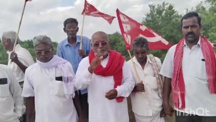 తిరుమలగిరి: ఎస్సారెస్పీ కాలువల ద్వారా పంట పొలాలకు నీళ్లు ఇవ్వాలి: వెలిశాల గ్రామంలో గొర్రెల మేకల పెంపకం దారుల సంఘం జిల్లా అధ్యక్షుడు