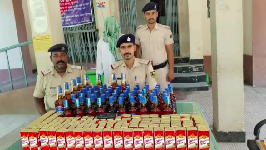 अमौर: शराब की खेप के साथ तस्कर को पुलिस ने दबोचा