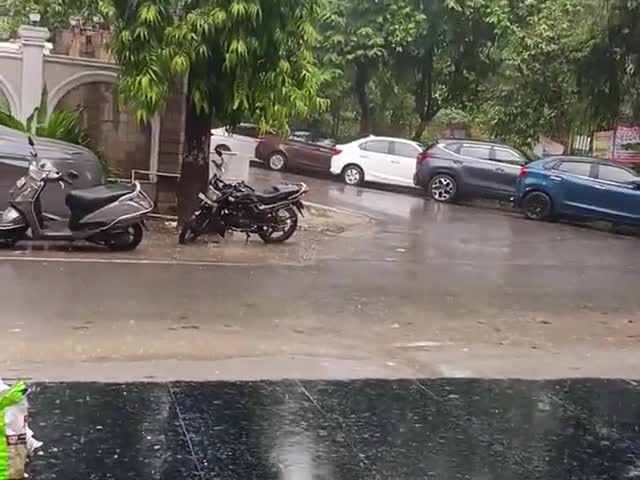 dilhi jank Puri barshat ja mosam