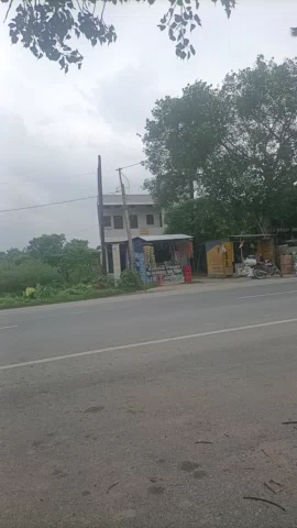 सातनपुर चौक पर बारिश का मौसम मानसून के कारण हल्की बारिश हवा अधिकार