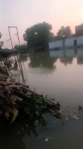 बभंगवान गावा में आज भी पानी का बढ़ोतरी रहा जारी लोग रहे परेशान