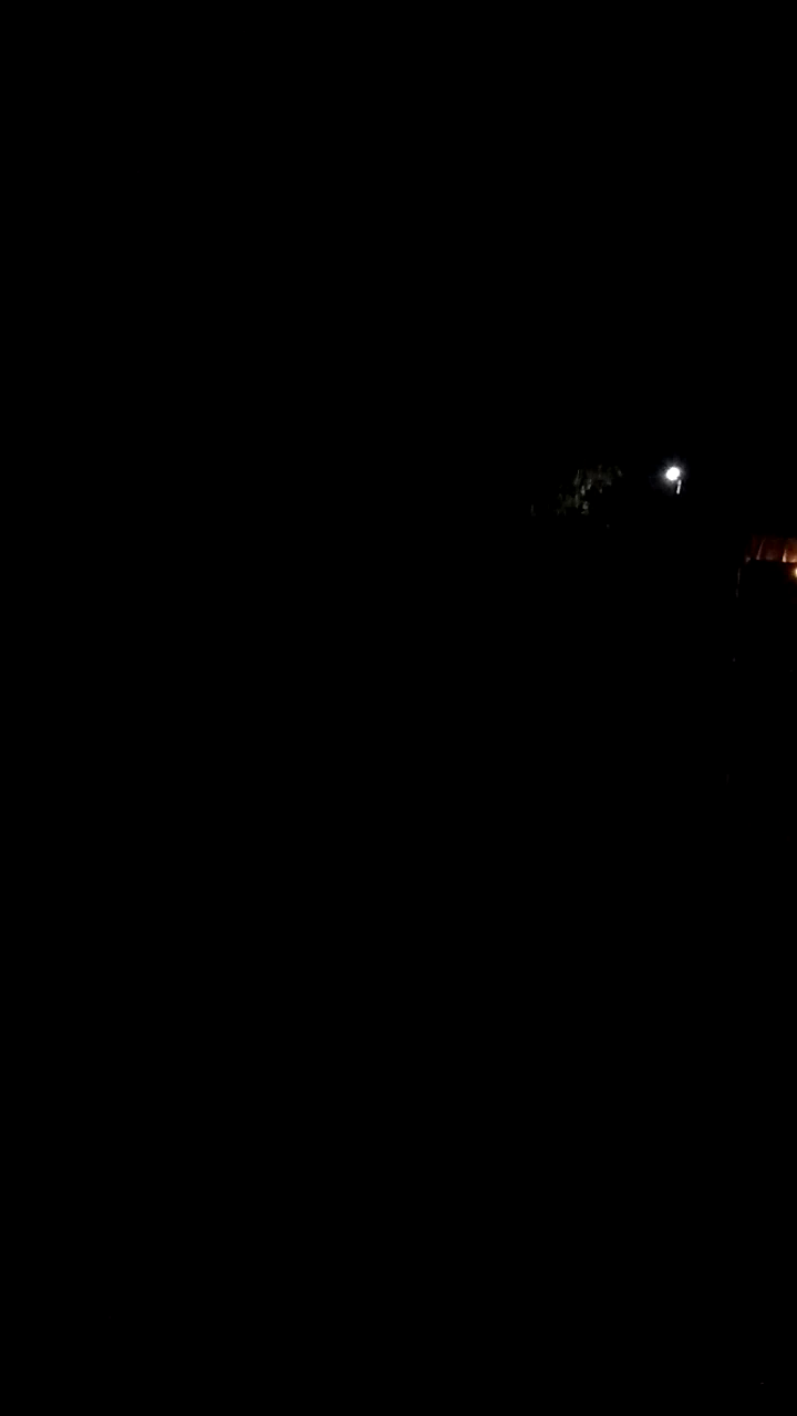 low voltage pareshan panna distik ke badagaon me bear house ke bagal me