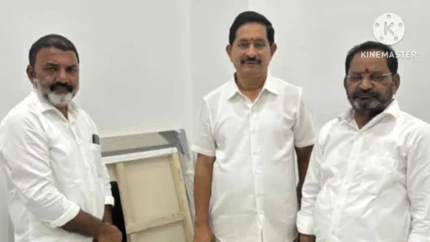 గార్ల: గార్లలో పాకాల ఏటిపై హై లెవెల్ బ్రిడ్జి నిర్మించాలని ప్రభుత్వ ప్రధాన సలహాదారులు వేం నరేందర్ రెడ్డిని కలిసిన MLA కోరం కనకయ్య