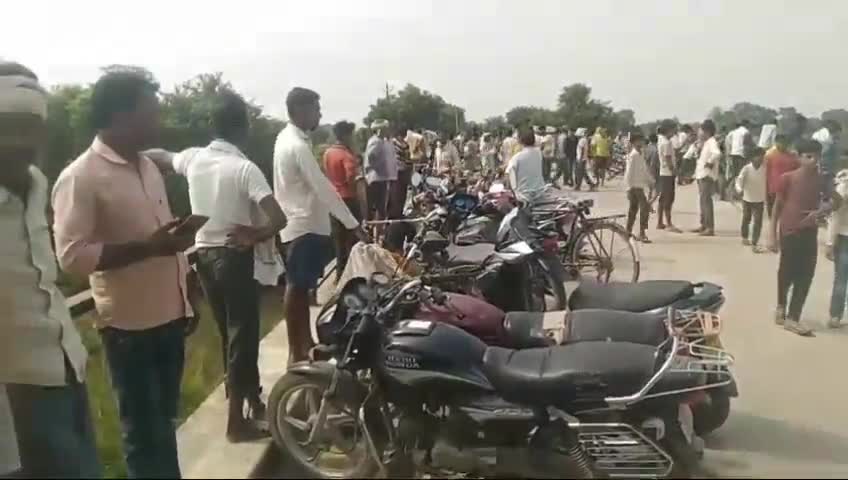 औरैया जिले के अंतर्गत ग्राम पंचायत बहादुरपुर सहार के दो बच्चे अरिंद नदी में डूब गए
#river
#auraiya
