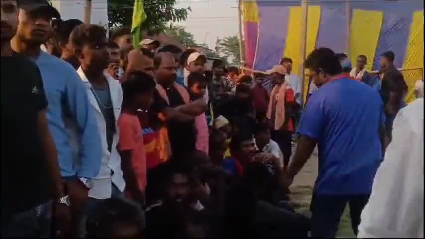 पूर्णिया .. बड़े ही हर्ष उल्लास के साथ संदीप भेलवा का फुटबॉल मैच संपन्न हुआ,