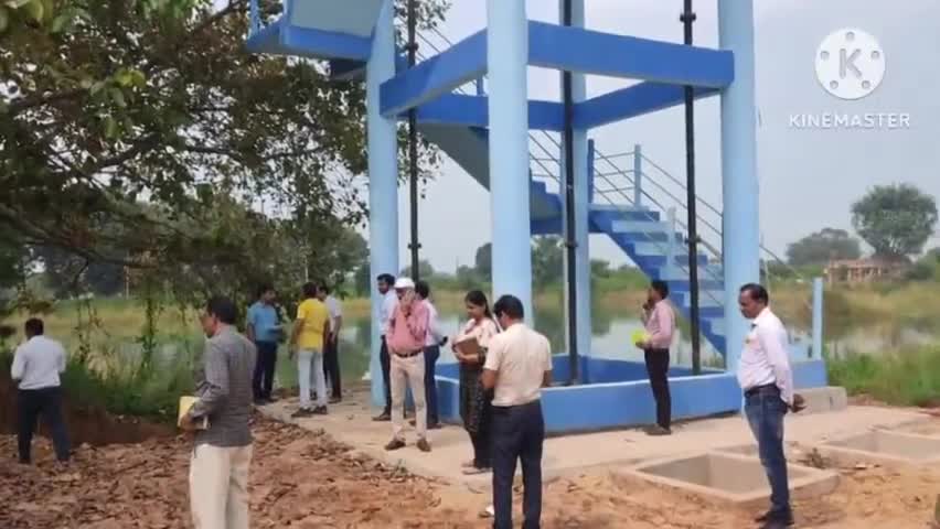 कलेक्टर धर्मेश साहू ने बरमकेला क्षेत्र में जल जीवन मिशन के पानी टंकी निर्माण के गुणवत्ता कार्यों का किया निरीक्षण