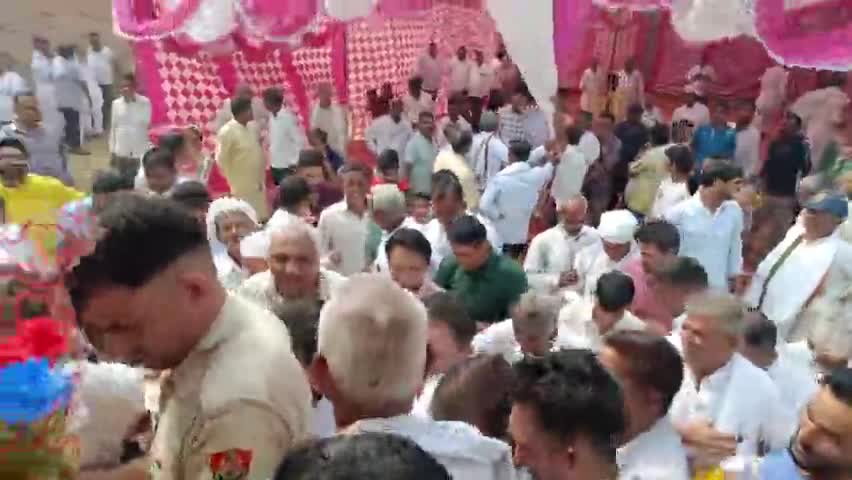 उचाना की हाट पर मिली 32 वोटों की जीत पर बोले भाजपा विधायक देवेंद्र  अत्री
उचाना के मतदाताओं ने दी बड़े नामों को चोट