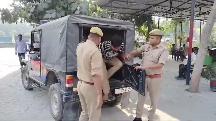 #सीओ तिलहर ने #नकली बीडी पान #मशाला की फैक्ट्री का किया भण्डाफोड दो गिरफ्तार