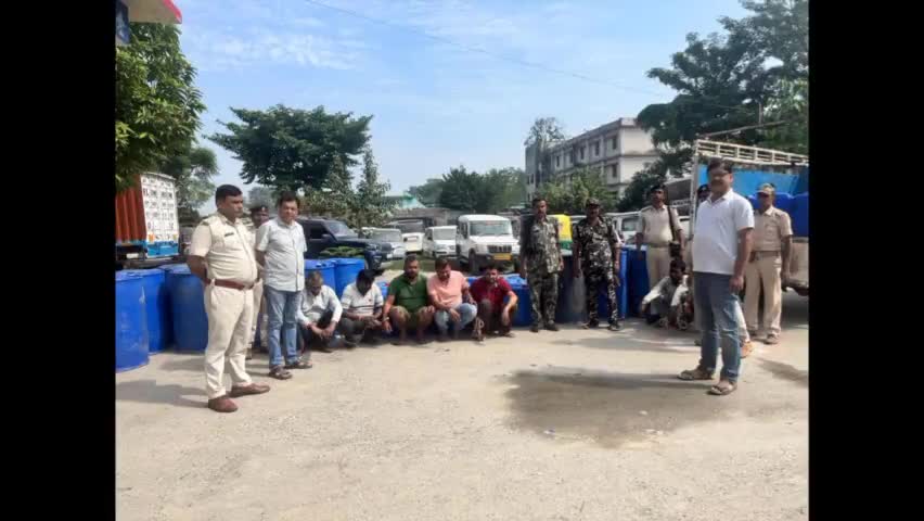 मोतिहारी जिले के रक्सौल व तुरकौलिया से छह हज़ार लीटर कच्चा स्प्रिट उत्पाद पुलिस ने किया बरामद। #motihari #latestupdate