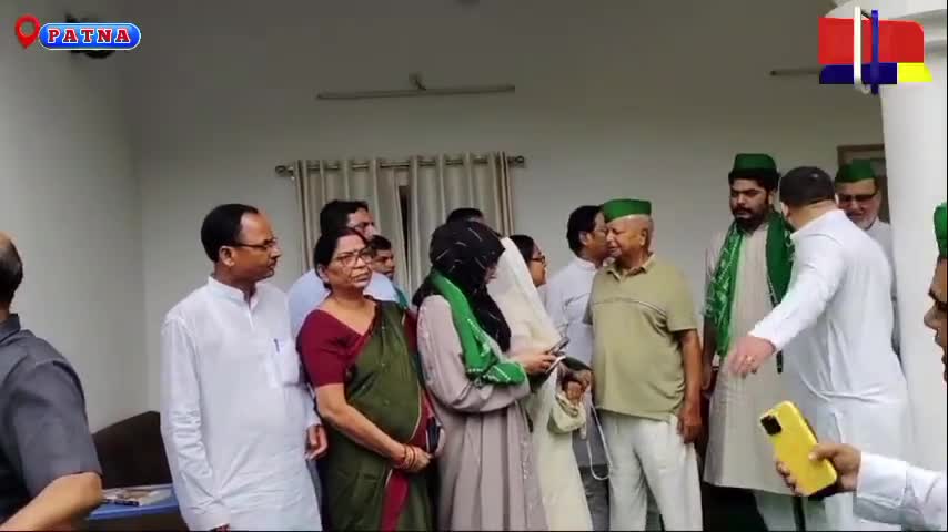 आरजेडी में शामिल हुए शहाबुद्दीन का बेटा ओसामा, हीना शहाब भी हुई शामिल लालू प्रसाद ने दिलाई सदस्यता।
#राजद #बिहार