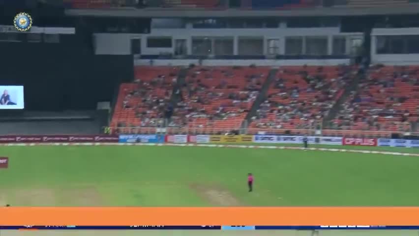 हरप्रीतकौर क्या सिक्स लगाई है
#Harpritkaur #womencricket
