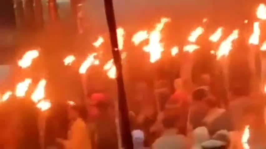 शिलाई: गिरीपार क्षेत्र में दीपावली पर्व पर निकली मशाल यात्रा, दिन भर चले पहाड़ी कार्यक्रम