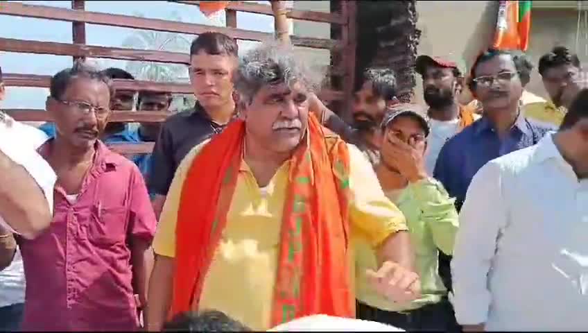 অন্ডাল: কর্মীদের ওপর হামলার অভিযোগে অন্ডাল থানায় বিক্ষোভ কর্মসূচি BJP-র, উপস্থিত প্রাক্তন মেয়র