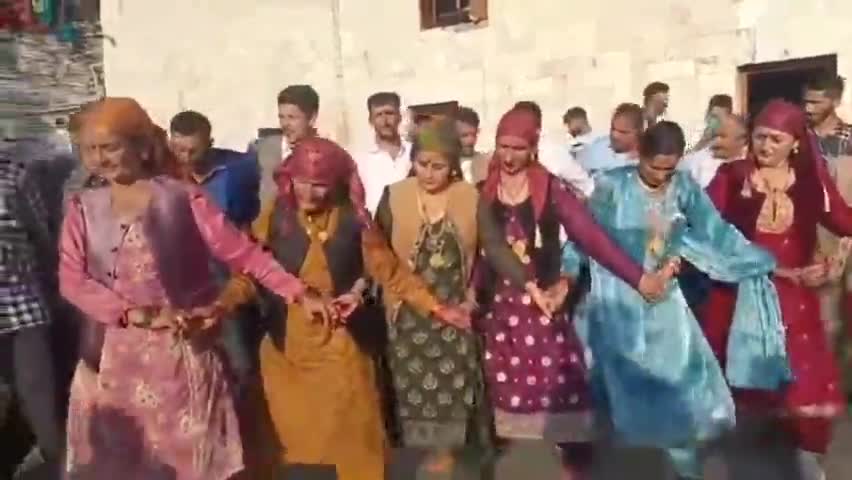 शिलाई: गिरिपार में धूमधाम से मनाई गई दीपावली