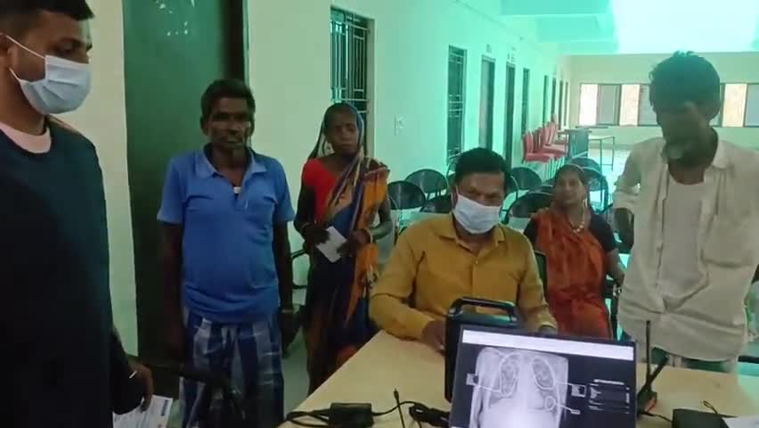 अमौर: बायसी पीएचसी में शिविर के दौरान टीबी मरीजों की जांच की गई