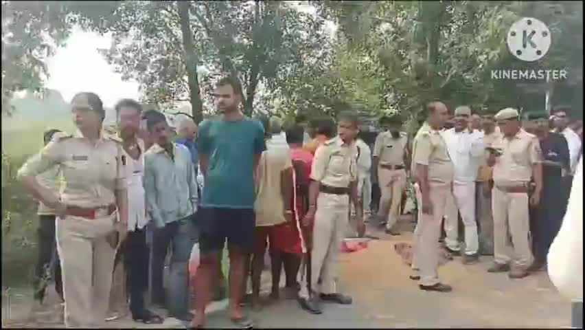 करगहर: सोनवर्षा मोड़ के समीप अनियंत्रित स्कॉर्पियो और टेंपो में टक्कर, आधा दर्जन लोग घायल, एक की मौत, किया गया रेफर