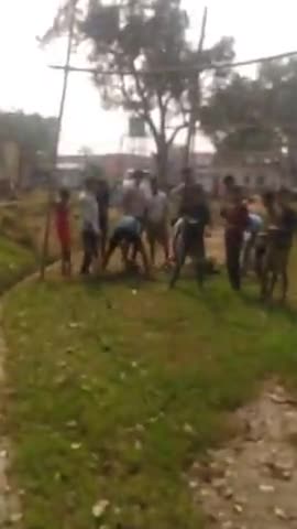 belkundi chhath Ghat ke saaf Safai mein jute Jawan aaj se nahae khae ke sath chhath puja prarambh (Jay shree krishna)