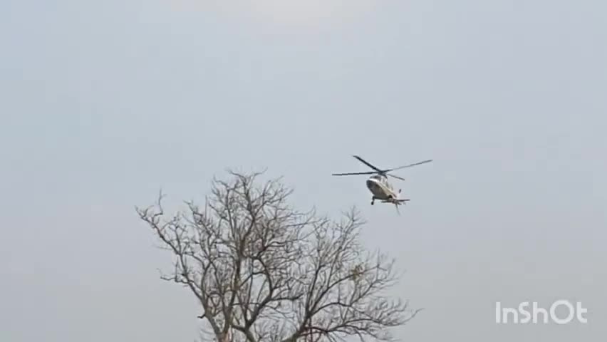 नेता प्रतिपक्ष सह बिहार के पूर्व उपमुख्यमंत्री तेजस्वी यादव ने प्रतापपुर में किया चुनावी सभा को संबोधित