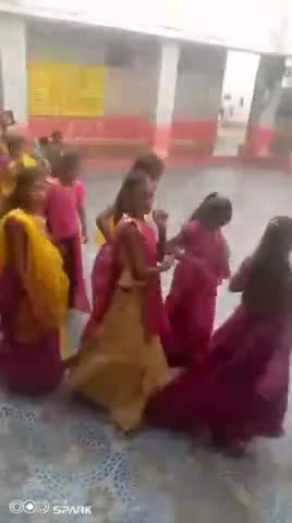 Van kanya Aasharam jhaknawad me aaj birasa munda jayanti ki hardik shubhkamnaye,manayi gayi