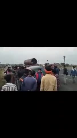 बदरवास वायपास पर भीषण सड़क हादसा, सावधानी से चलें किसी भी तरह वाहन चलाते और मोड़ते समय जल्दबाजी न करें और सुरक्षित घर पहुं