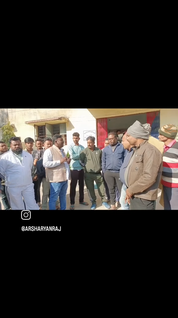 बरवाडीह ज्वेलरी शॉप में भीषण चोरी, दुकानदारों में आक्रोश, बंद रहें प्रतिष्ठान