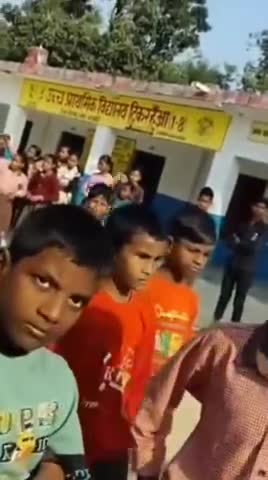 हैदरगढ़ में बहन की पिटाई की शिकायत करना भाई को पड़ा भारी गाली बाज मास्टर ने चाकू से किया हमला सराय गोपी के टिकरहुआ की घटना