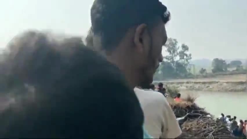 बैसि: स्नान करते समय नदी में डूबा मछुवारा युवक, दो दिन बाद तलाश जारी